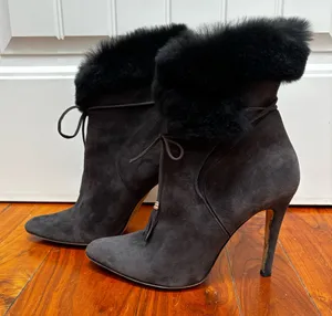 Oscar De La Renta Suede and Real Fur Heeled Ankle Booties Grey 9.5 40 thumbnail 1