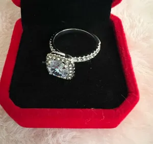 Gorgeous Stainless Steel Silver 1.5 Carat Princess Cut Cubic Zirconia Ring SZ 7 thumbnail 5