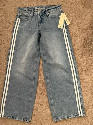 Jeans  thumbnail 1