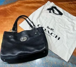 Coach Penelope Carryall Black Pebbled Leather Shoulder Bag silver Turnlock thumbnail 1