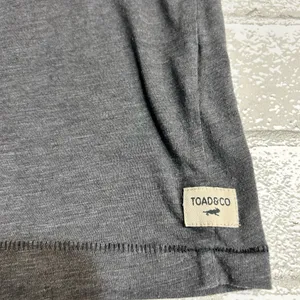 Toad&Co Woman’s Charcoal Sleeveless Casual Layer Top Size Medium Gray thumbnail 5