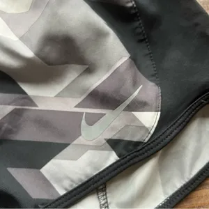 Nike DriFIT Gray Black Geometric Print Running Shorts Athletic Workout Size M thumbnail 3