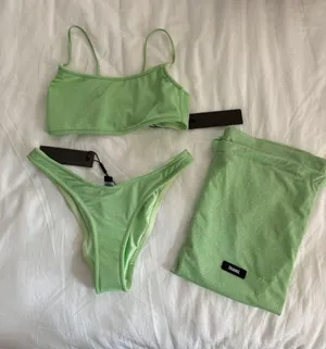 Triangl Bikini thumbnail 1