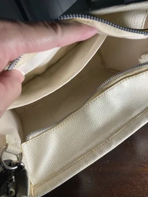 Cream The Tote Bag Small Leather Shoulder Tote thumbnail 4