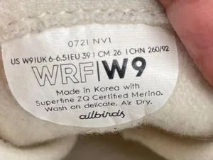 Allbirds Wool Sneakers Runner Fluffs White Merino Wool Athletic Shoes US Size 9 thumbnail 11