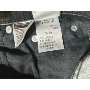 Levi's Mid Length Cut Off Shorts Womens 26 Black Denim Raw Hem Stretch Classic thumbnail 5