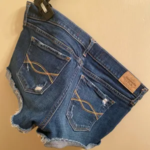 Abercrombie & Fitch blue jean shorts thumbnail 3