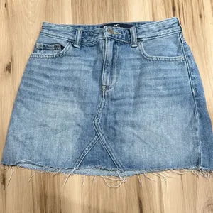 Hollister High Rise Mini Skirt Jean Denim Women’s 25 thumbnail 1