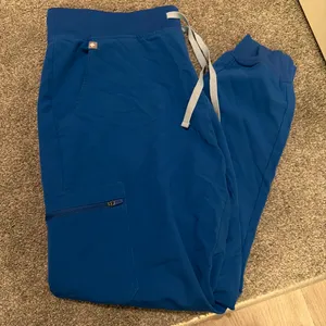 FIGS Scrub Pants thumbnail 1
