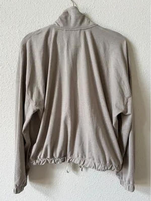 Vuori Halo Relaxed Half Zip Pullover Oyster Heather Size Medium Sporty Neutral thumbnail 2