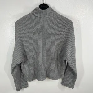 Abercrombie‎ & Fitch Cropped Turtleneck Sweater Large Gray Ribbed Cozy Knit Soft thumbnail 2