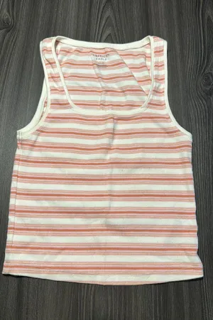 Outfitters Tank-top thumbnail 1