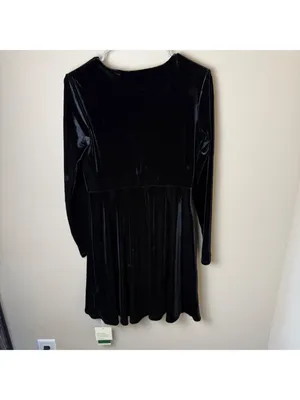NWT Halara Velour V-Neck Dress Womens Medium Black Fit and Flare Padded Cups NEW thumbnail 2