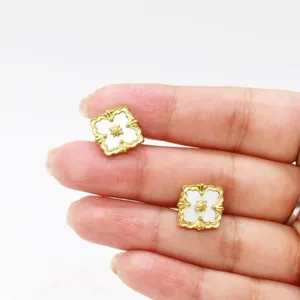 Medieval Renaissance White and Gold Earrings thumbnail 3