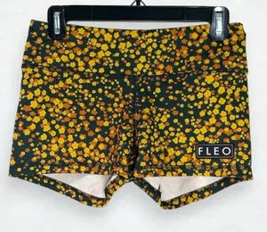 Women’s Fleo Daisy Confetti 3.25” inseam shorts size medium thumbnail 1