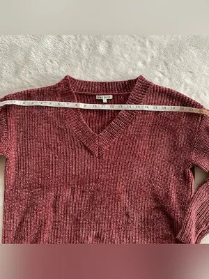 Rag Poets Burnt Maroon Knit V Neck Sweater size S thumbnail 7