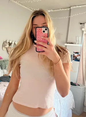 Brandy Melville Top thumbnail 1