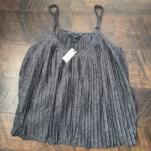 (3/$40 Item) Banana Republic Summer Tank NWT thumbnail 1