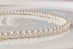 16” Stretch Pearls Necklace White thumbnail 1