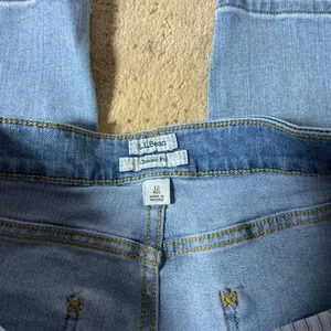 LL Bean Classic Fit High Rise Light Wash Straight Leg Jeans Womens 12 Reg 518710 thumbnail 3