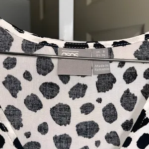 ASOS Dalmatian Spot Print Babydoll Dress Long Sleeve V Neck NWOT Womens 4 thumbnail 7