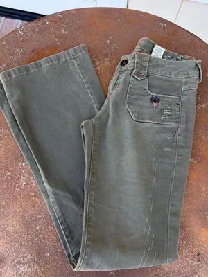 Y2K zoo York olive green low-rise flared utility pants featuring front patch pockets with button closures + stitching details thumbnail 6