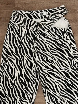 Zebra Cut Out Jeans Tiger Mist thumbnail 1