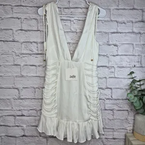 ​NWT Selfie Leslie Come Alive String Detail Deep V-Neck Mini Dress White M AU 10 thumbnail 3