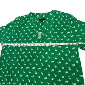 J.Crew Green Floral Print V Neck Short Sleeve Blouse Feminine Cheerful Botanical Medium thumbnail 5