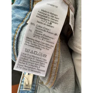 Madewell The Curvy Perfect Jean Shorts Foster Wash Women’s Size 31 Raw Hem thumbnail 10