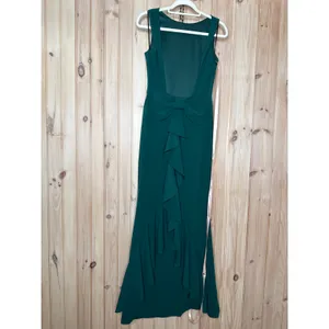 NWT Lulus Exquisite Refinement Emerald Backless Bow Ruffled Maxi Dress Gala Sz M thumbnail 6