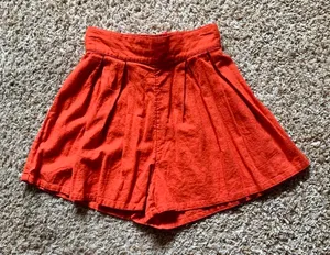 Red Linen Shorts Size M thumbnail 2
