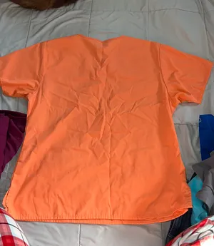 Scrub Top Cargo Material (not Stretchy) (has Some Ink Stains) Orange Size M thumbnail 1