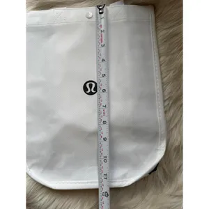 Lululemon White Reusable Tote NWOT’s thumbnail 3