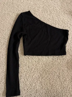 One Sleeve Cropped Shirt thumbnail 3