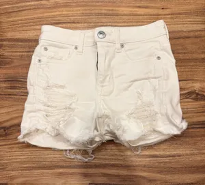 American Eagle Shorts Denim High-Rise Shortie thumbnail 1