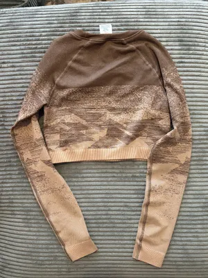 Gymshark Top Long Sleeve Crop thumbnail 2