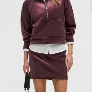 NWT Lululemon‎ Scuba High-Rise Mini Skirt *Velvet Garnet Red Large thumbnail 4