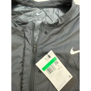 Nike Womens Tour Repel Golf Vest Black Full Zip Sleeveless DX6085-010 XL NWT thumbnail 8