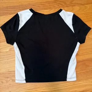 Garage Baby Tee Cropped thumbnail 4