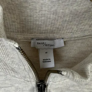 Daily Ritual from Anthropologie Light Beige Zip-Up Sweatshirt Jacket - Size - XL thumbnail 4