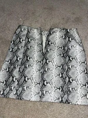 Faux leather snake skin skirt Size M thumbnail 3