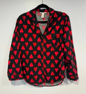 Victoria’s Secret all over heart print size small‎ thumbnail 1