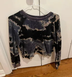 JoyLab Cropped Sweatshirt thumbnail 1