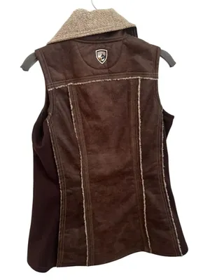 Kuhl Women's Dani Sherpa Vest in brown Medium thumbnail 3
