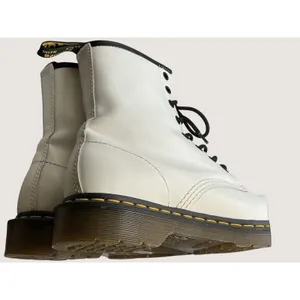 Dr. Martens 11821 1460‎ Smooth White Leather Combat Womens Boots Sz UK 6 US 8 thumbnail 10
