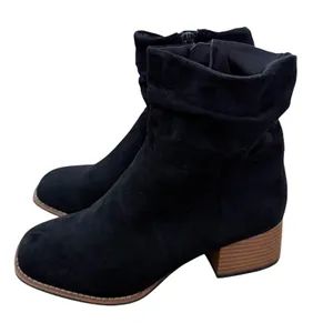 Steve Madden Black Microsuede Slouchy Ankle Boots Block Heel Size 4 NEW thumbnail 1