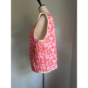 Dainty Pink Floral Quilted Vest Medium Boho cottage festival cozy cute fairy Y2K thumbnail 3