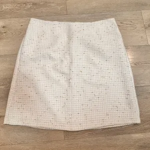 NWT Ann Taylor Factory Women Tweed A Line Skirt Beige Gold Metallic Size 12‎ thumbnail 1