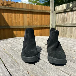 Eileen Fisher Splash Waterproof Suede Chelsea Bootie in Black,‎ size 5.5 thumbnail 4
